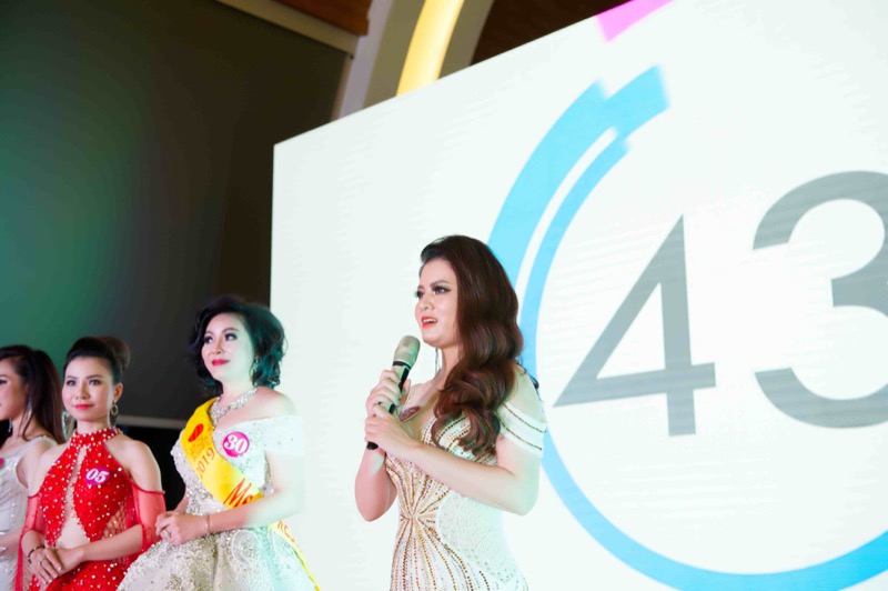 tự tin trong phần thi ứng xử