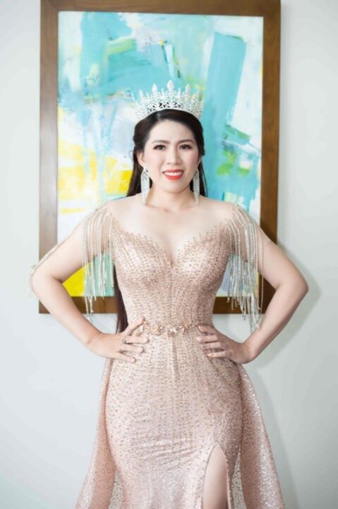 d5733f1549d5b58becc4 copy